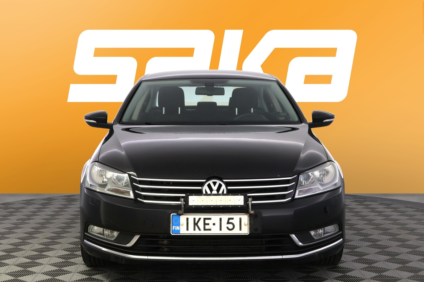 VOLKSWAGEN Passat 2011