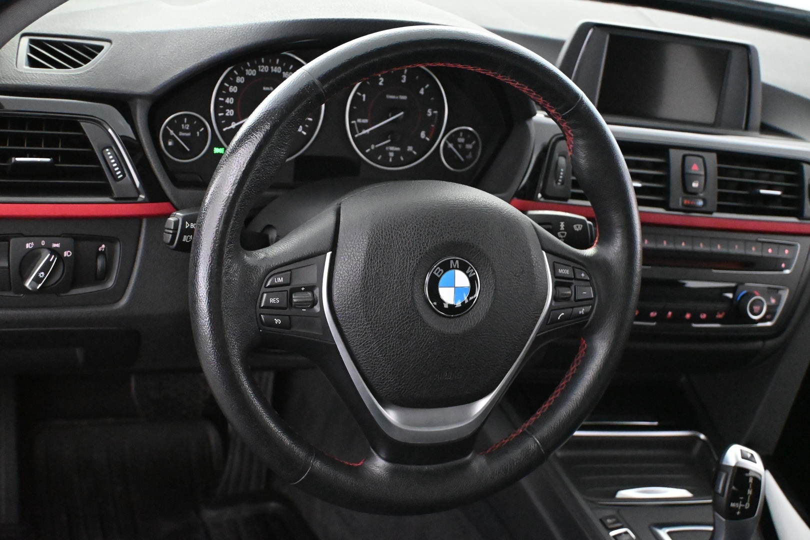 BMW 320 2014