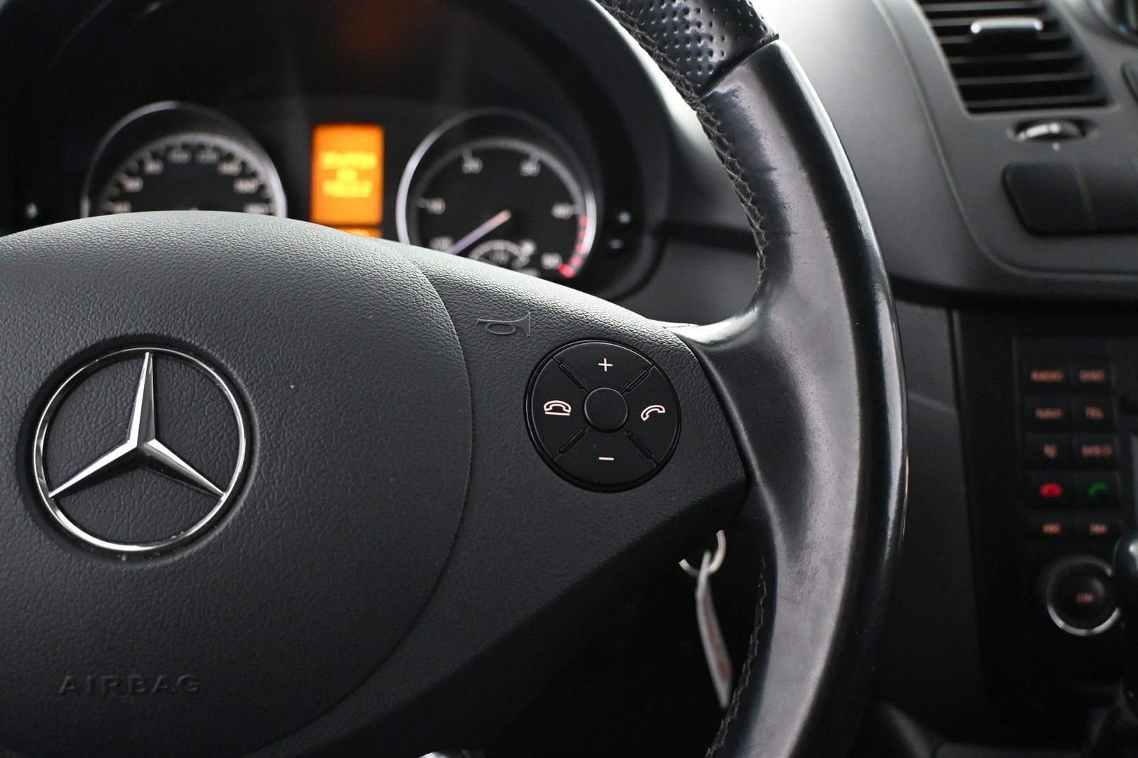 MERCEDES-BENZ Vito 2013