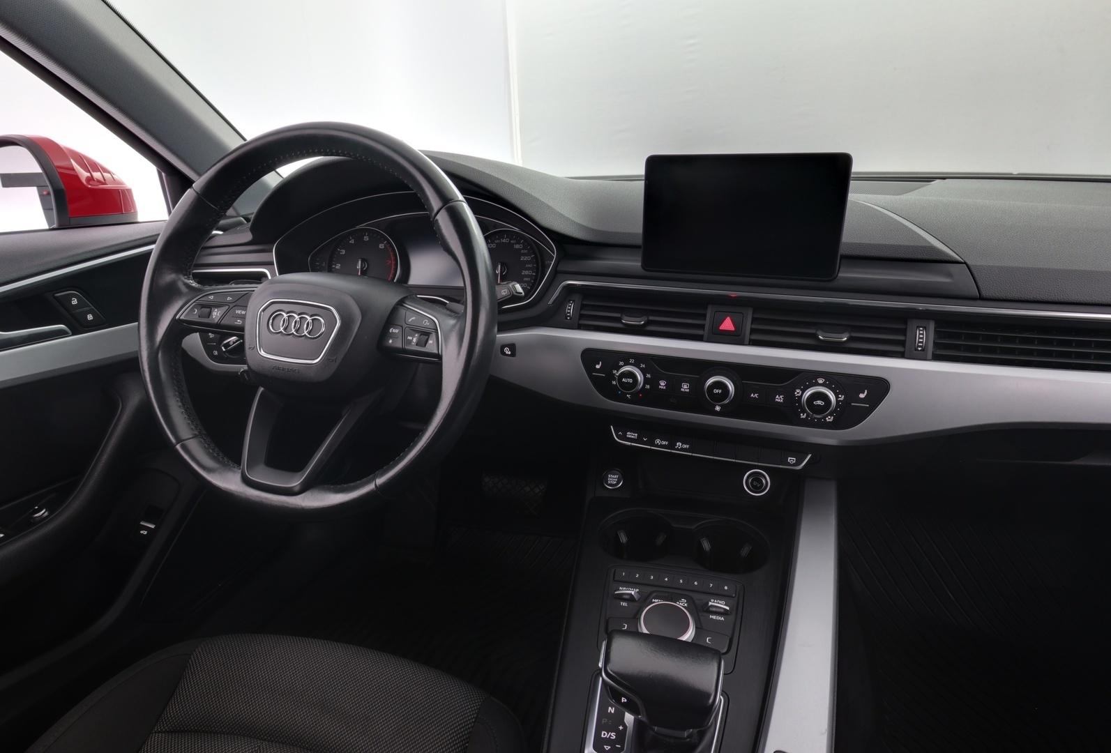 AUDI A4 2018
