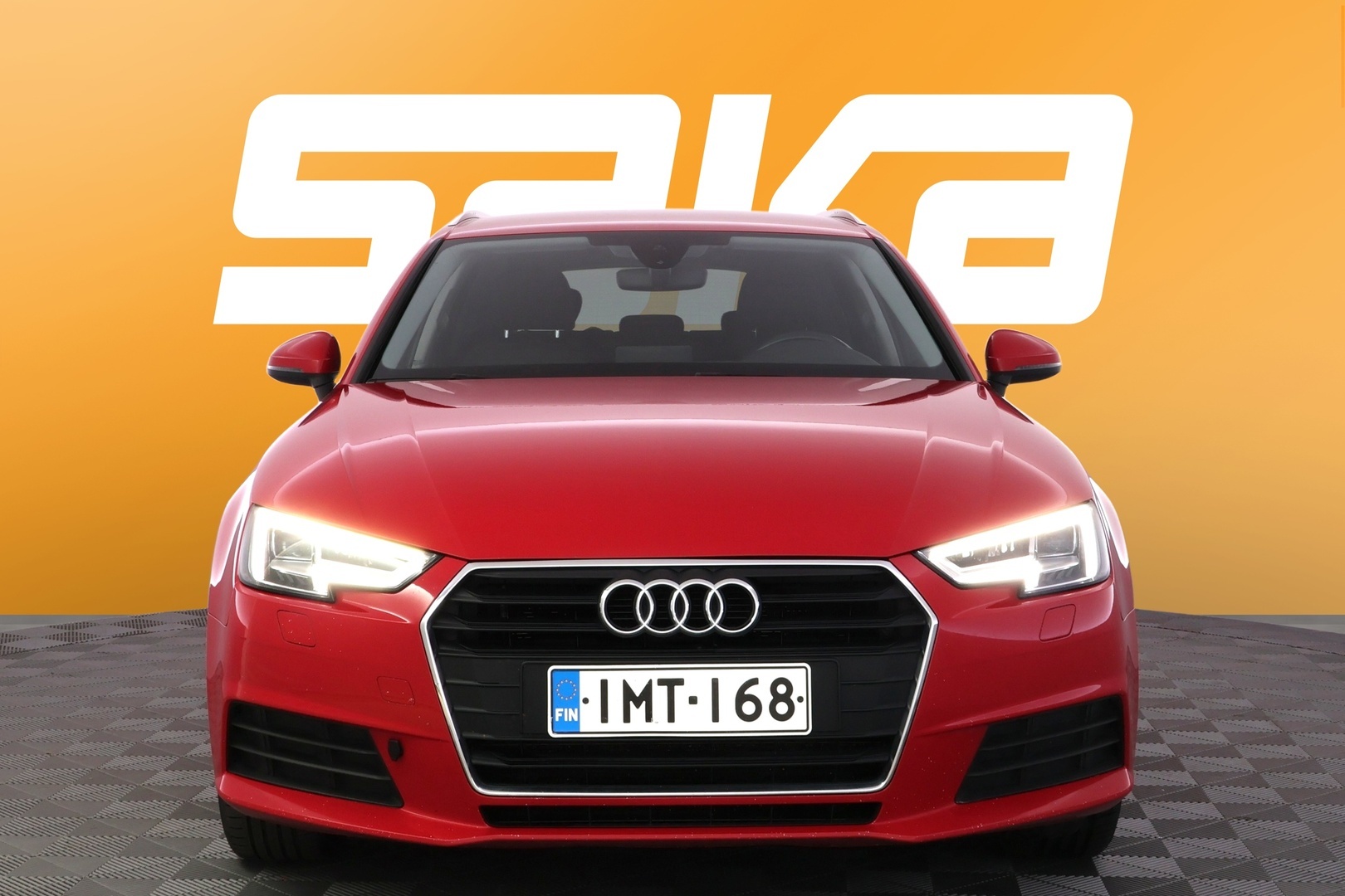 AUDI A4 2018