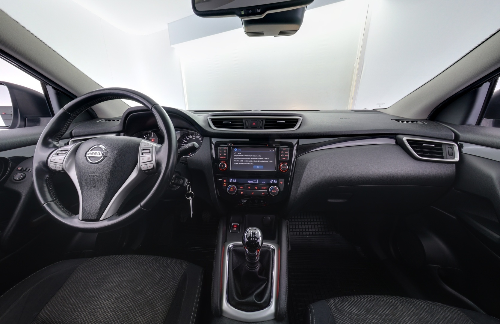 NISSAN Qashqai 2014