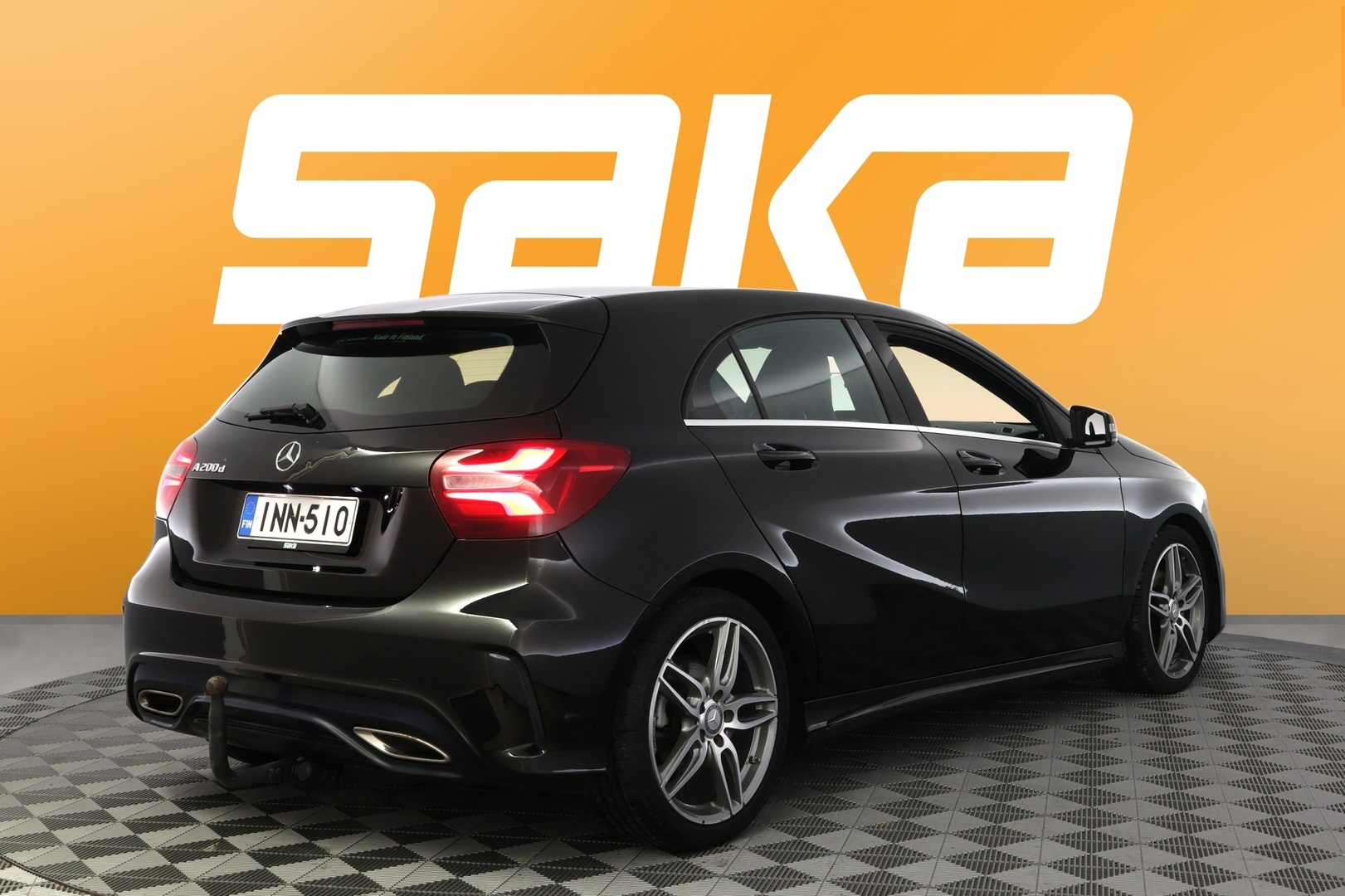 MERCEDES-BENZ A 2016