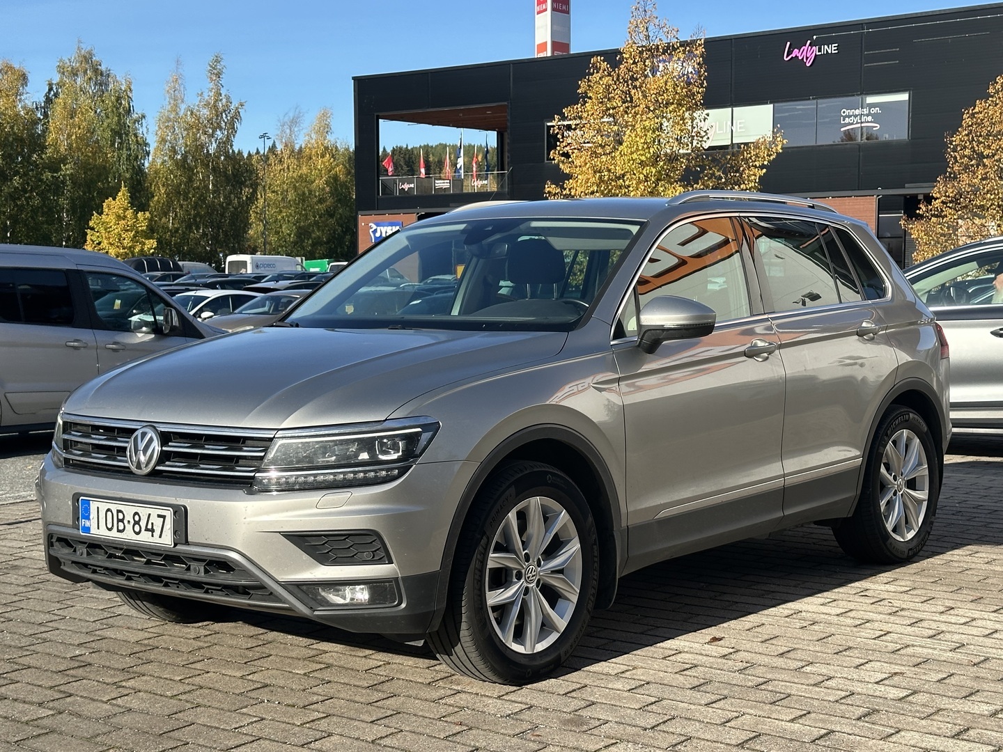 VOLKSWAGEN Tiguan 2018