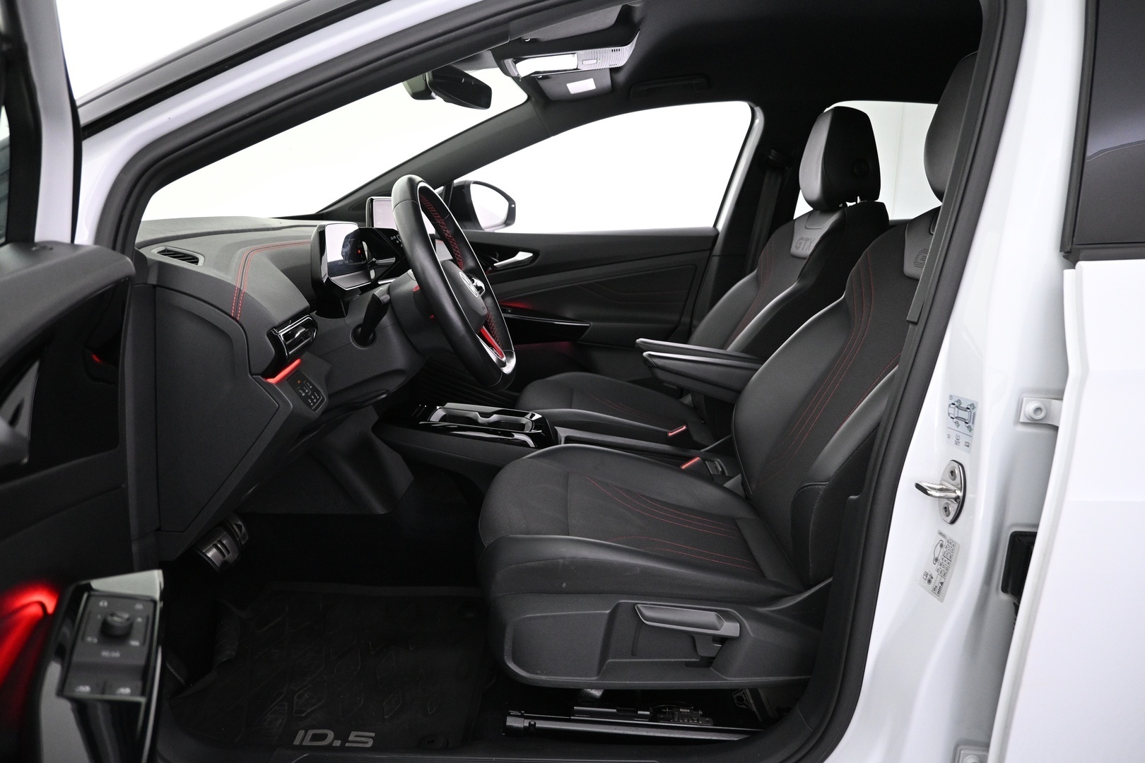 VOLKSWAGEN ID.5 2023