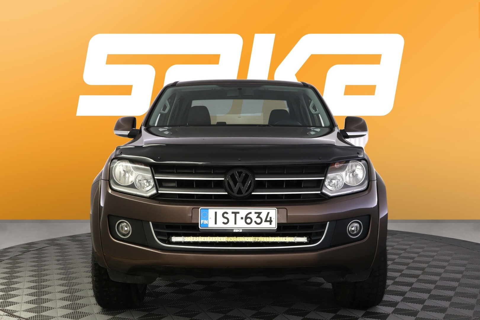 VOLKSWAGEN Amarok 2012