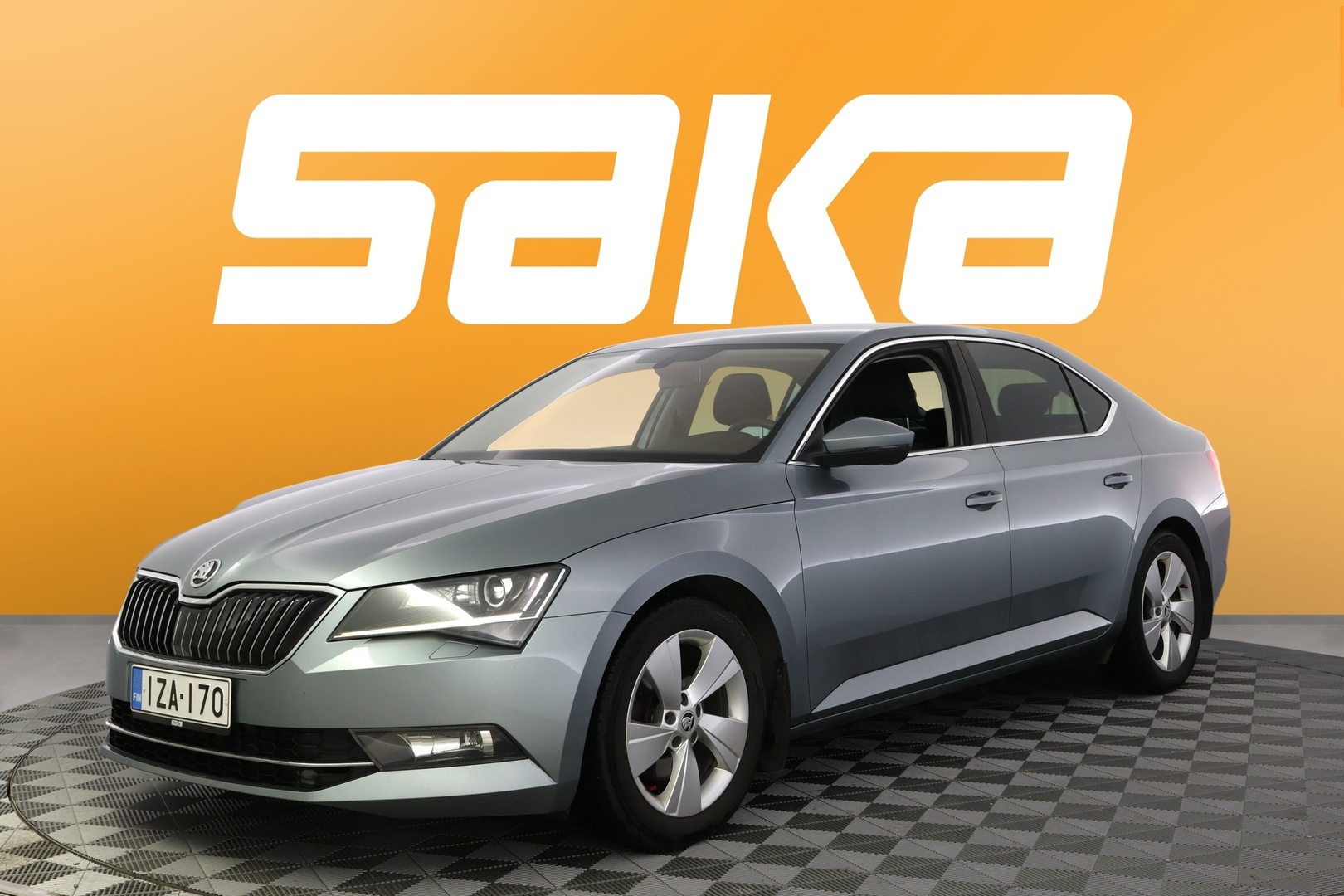 SKODA Superb 2016