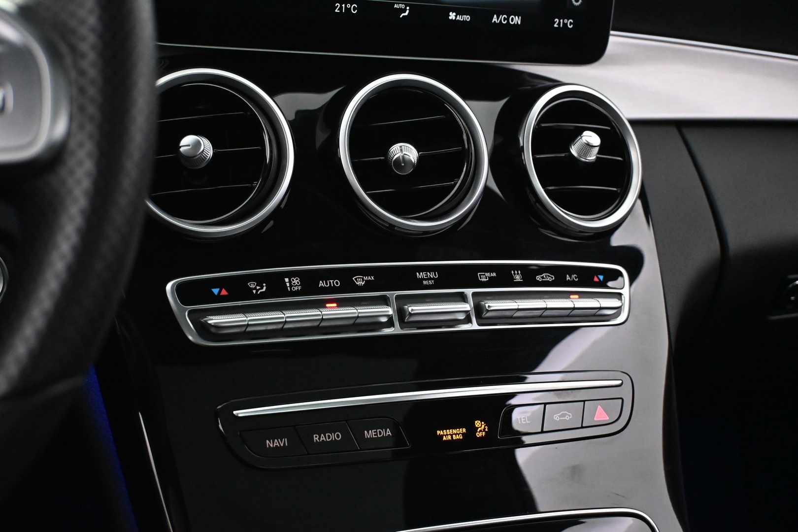 MERCEDES-BENZ C 2021