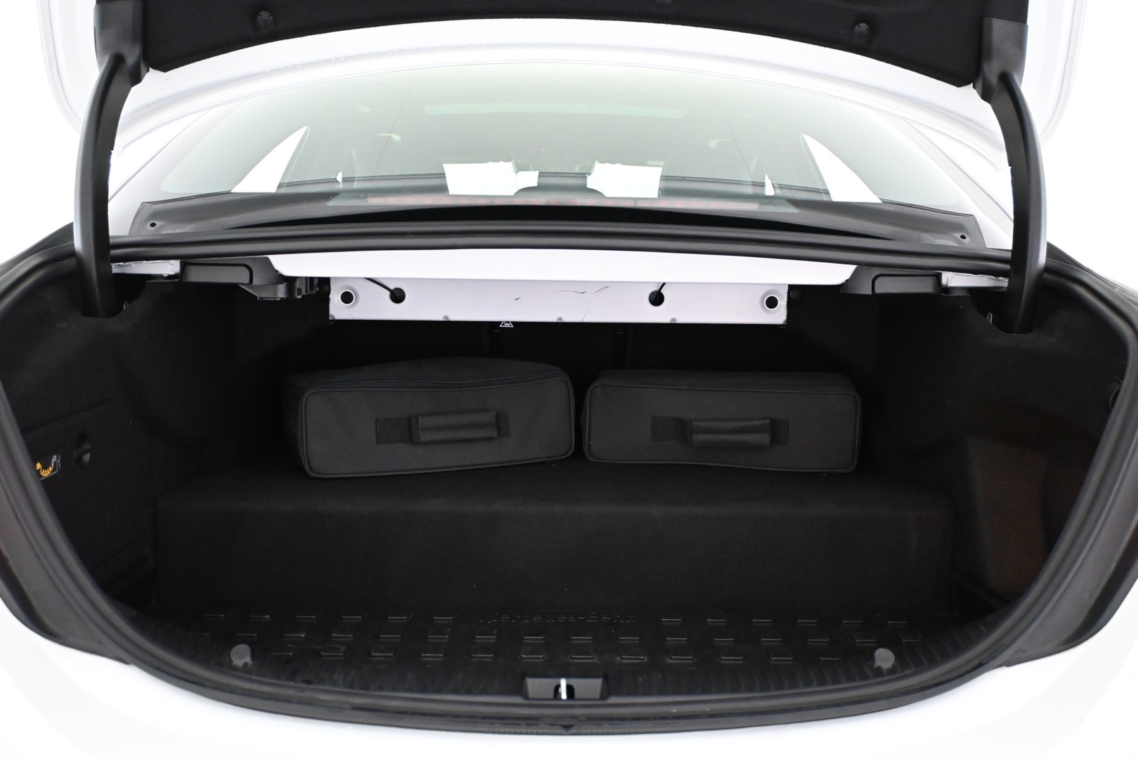 MERCEDES-BENZ C 2021
