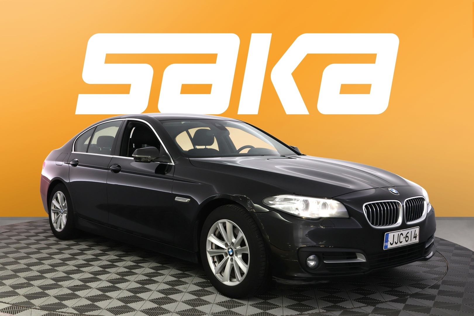 BMW 518 2014