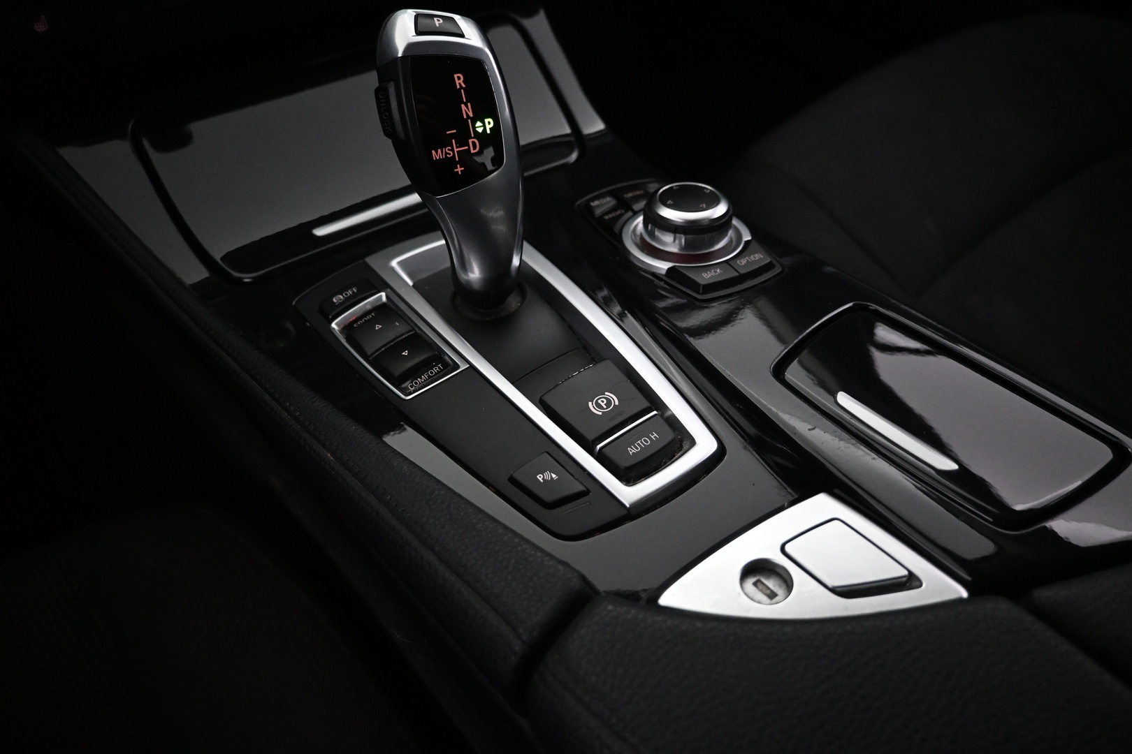 BMW 518 2014