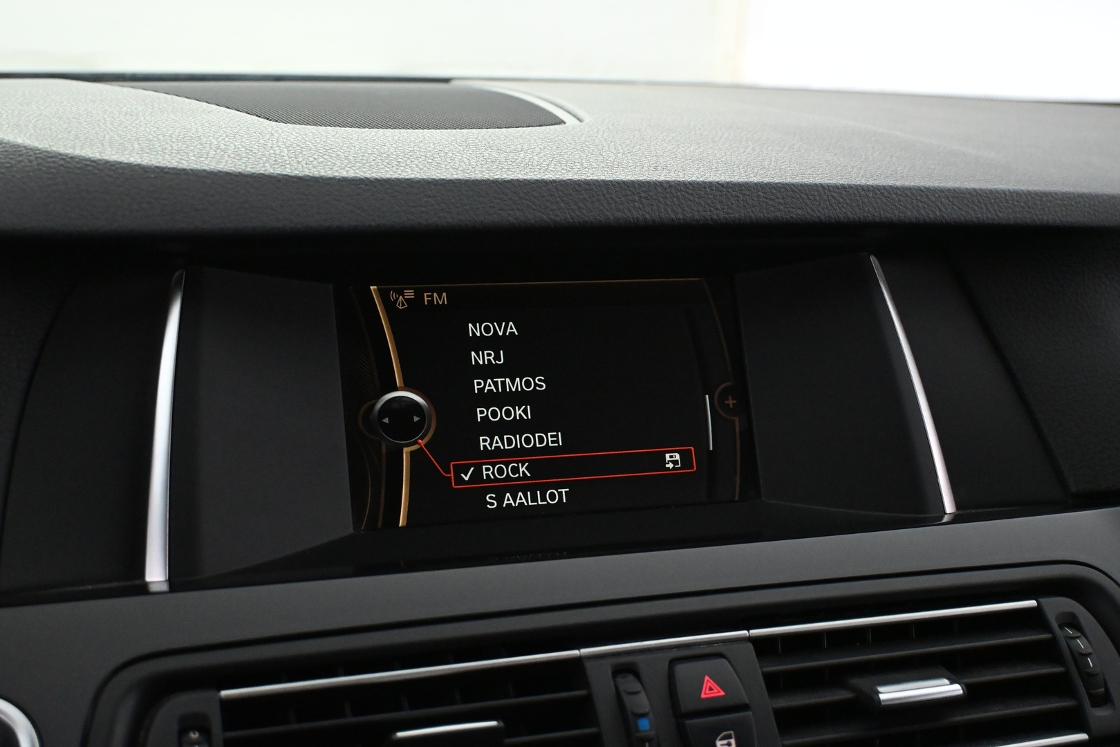 BMW 518 2014