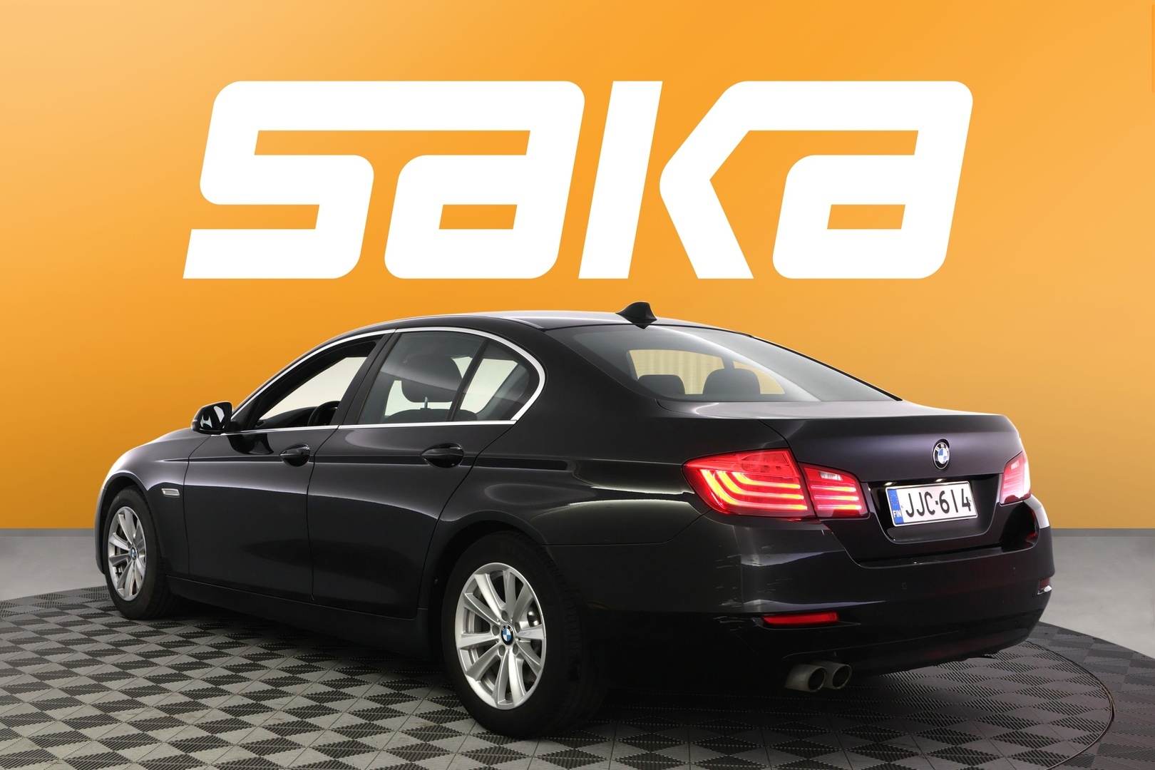 BMW 518 2014