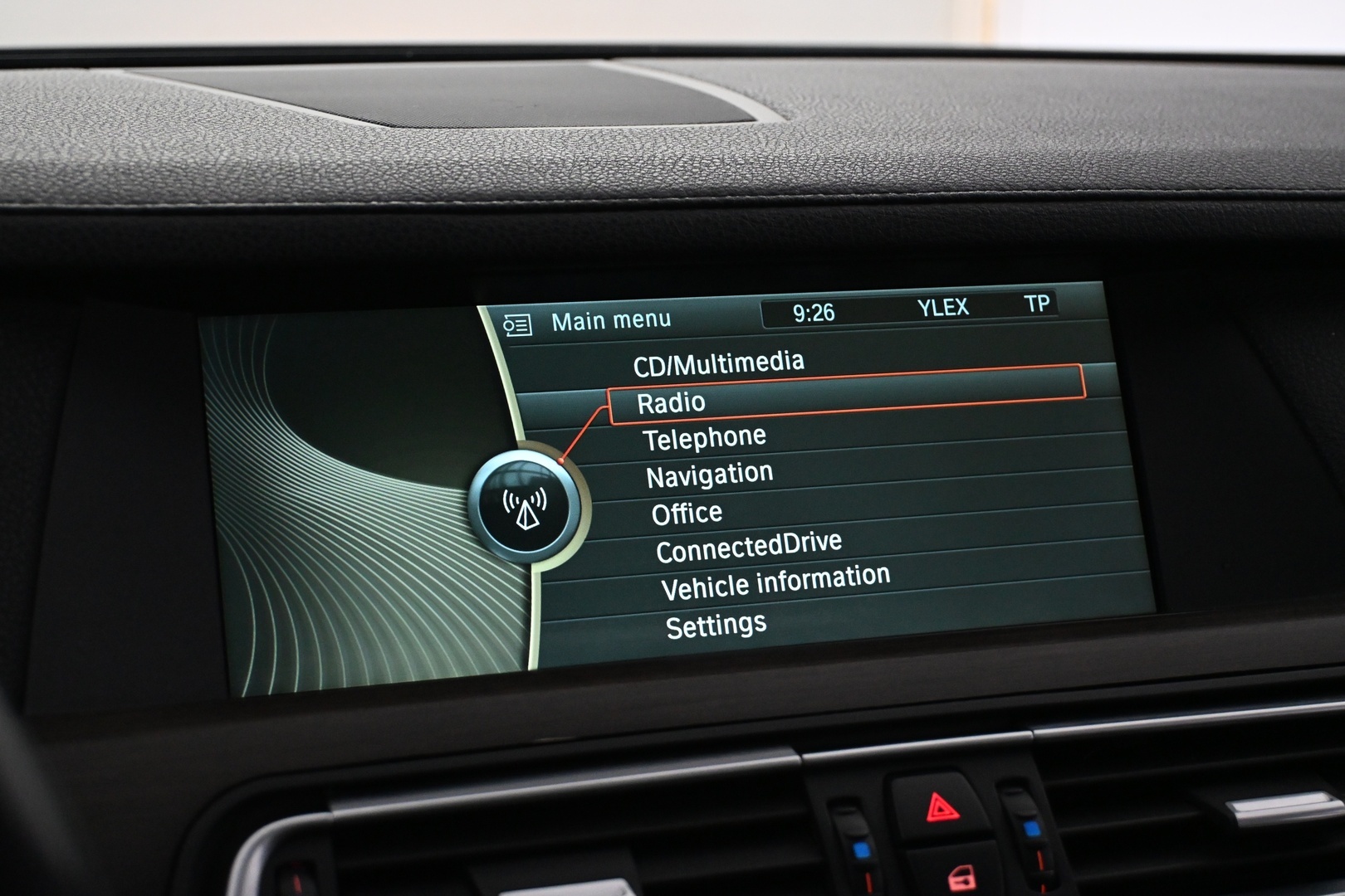 BMW 740 2012