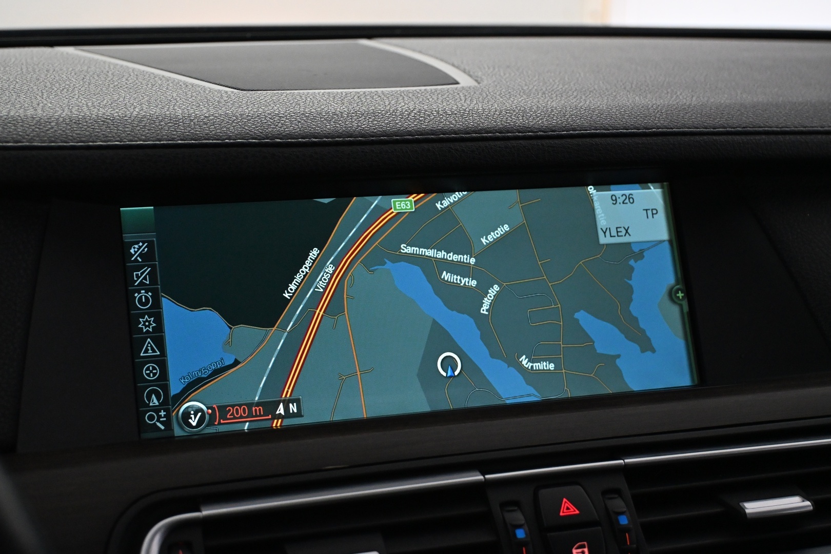 BMW 740 2012