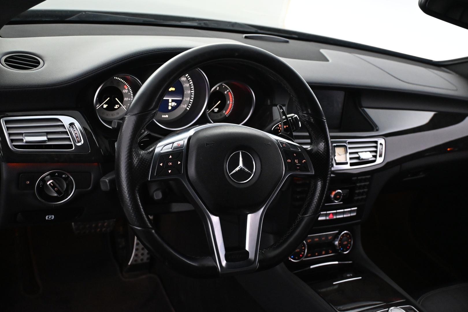 MERCEDES-BENZ CLS 2011