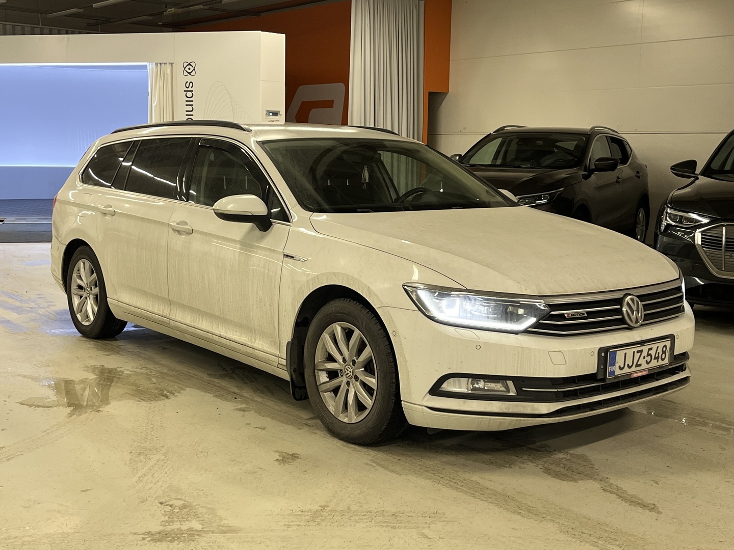 VOLKSWAGEN Passat 2016