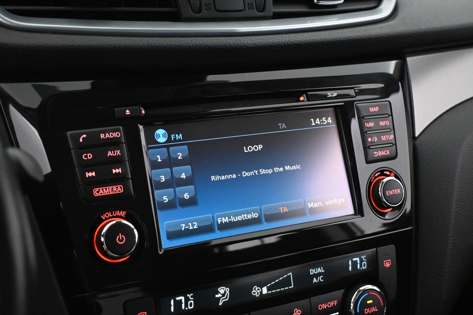 NISSAN Qashqai 2019