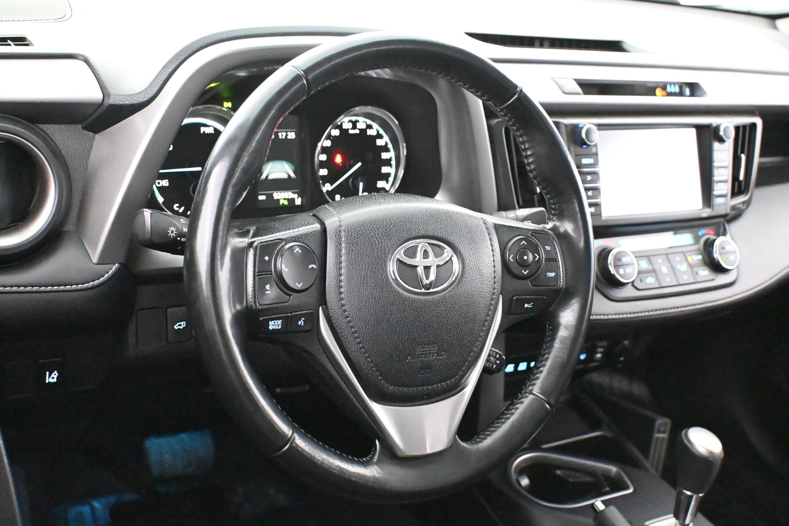 TOYOTA RAV4 2018