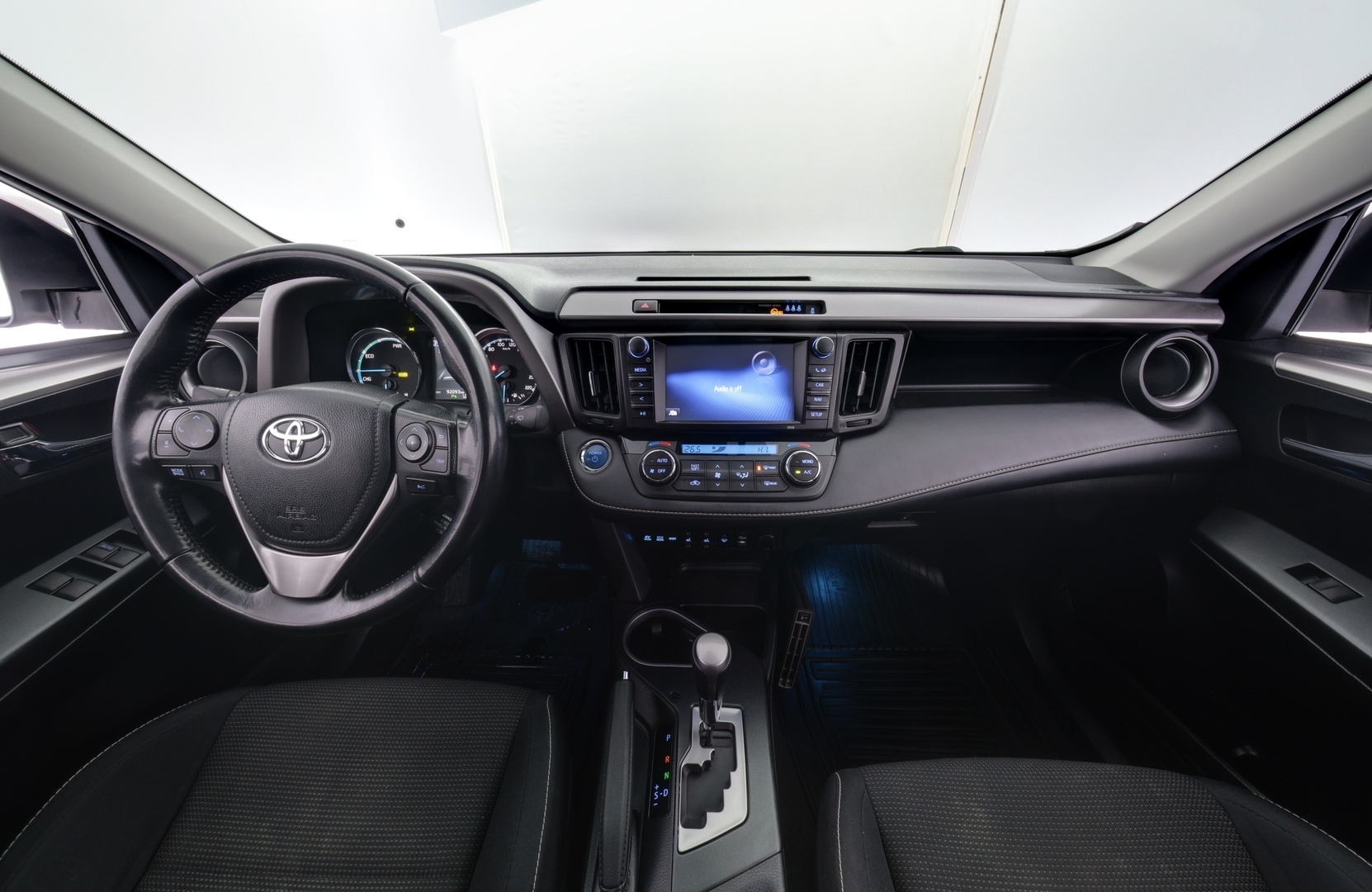 TOYOTA RAV4 2018