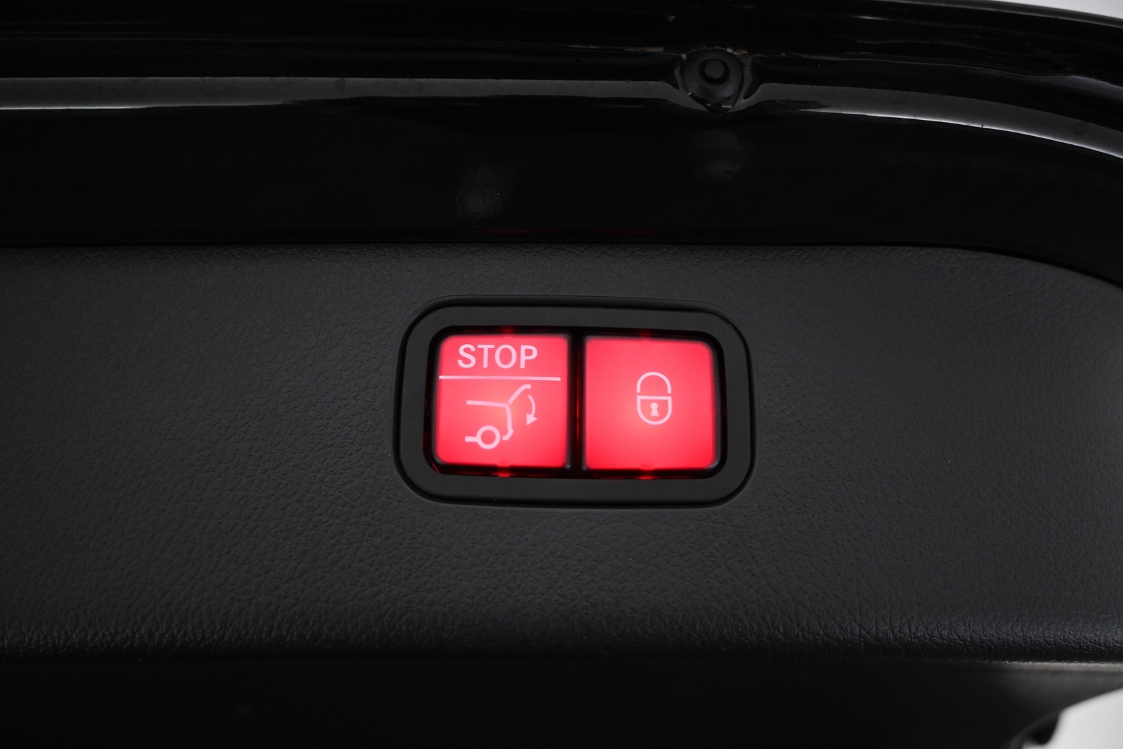 MERCEDES-BENZ C 2022