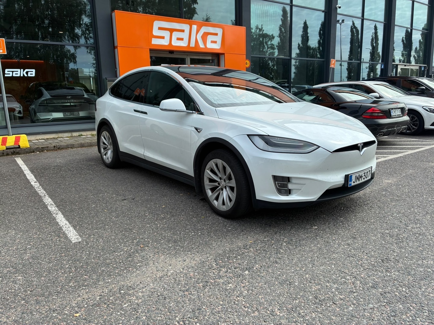 TESLA Model X 2020