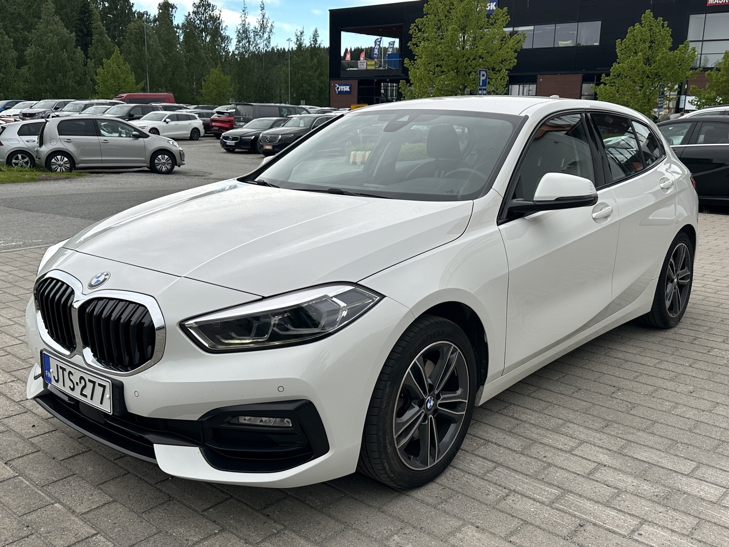 BMW 118 2022