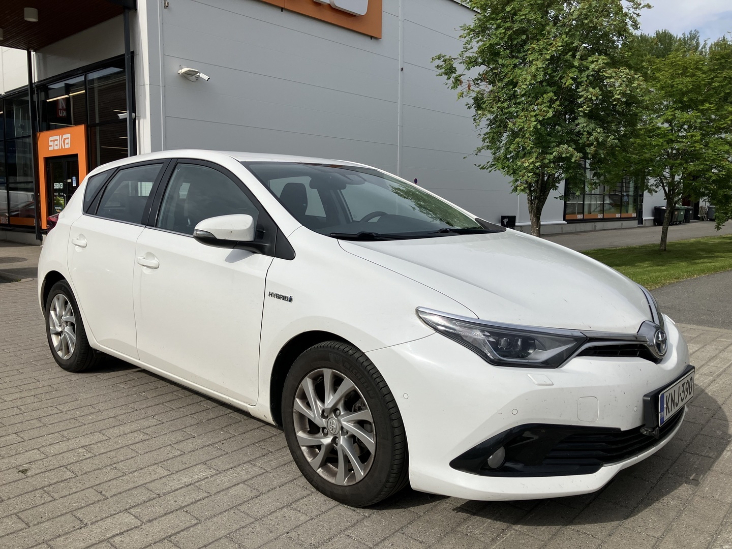 TOYOTA Auris 2016