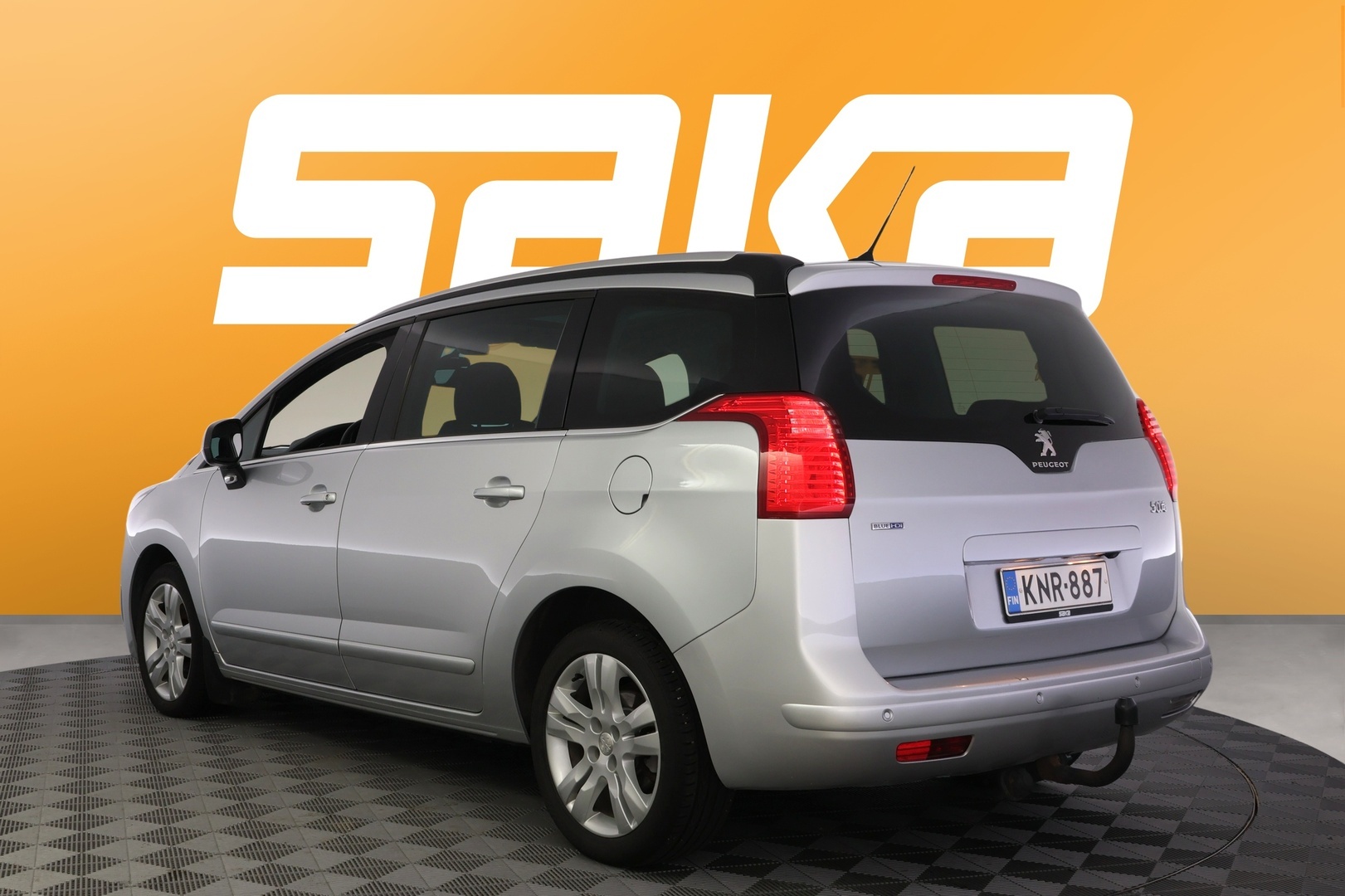 PEUGEOT 5008 2016