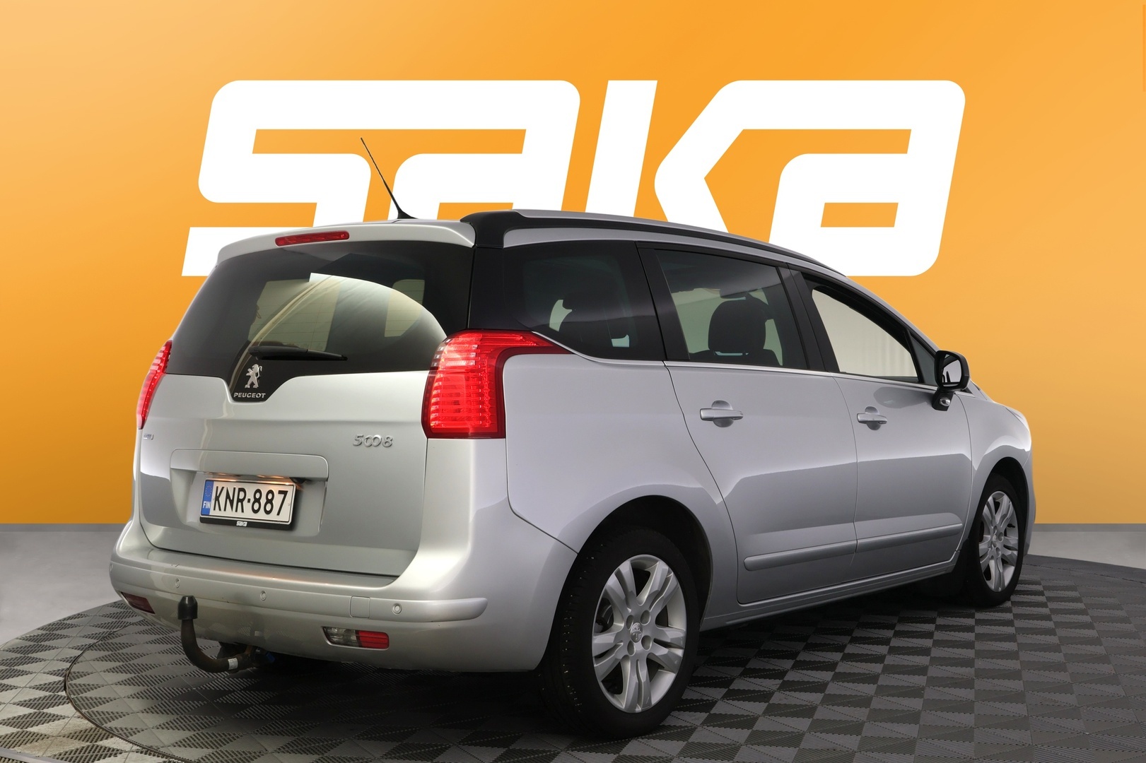 PEUGEOT 5008 2016