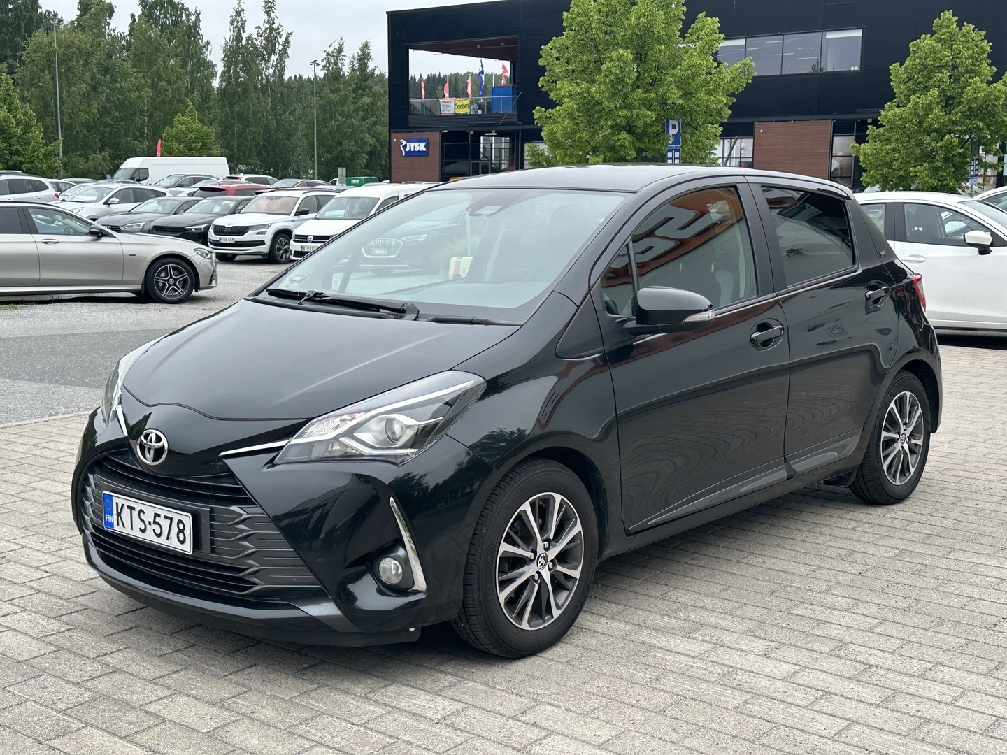 TOYOTA Yaris 2020