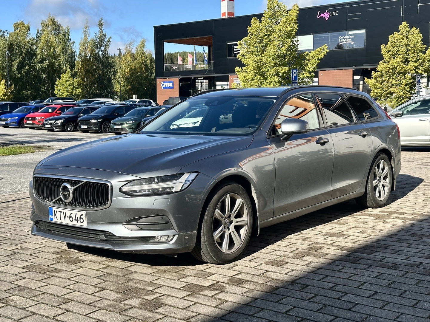 VOLVO V90 2017