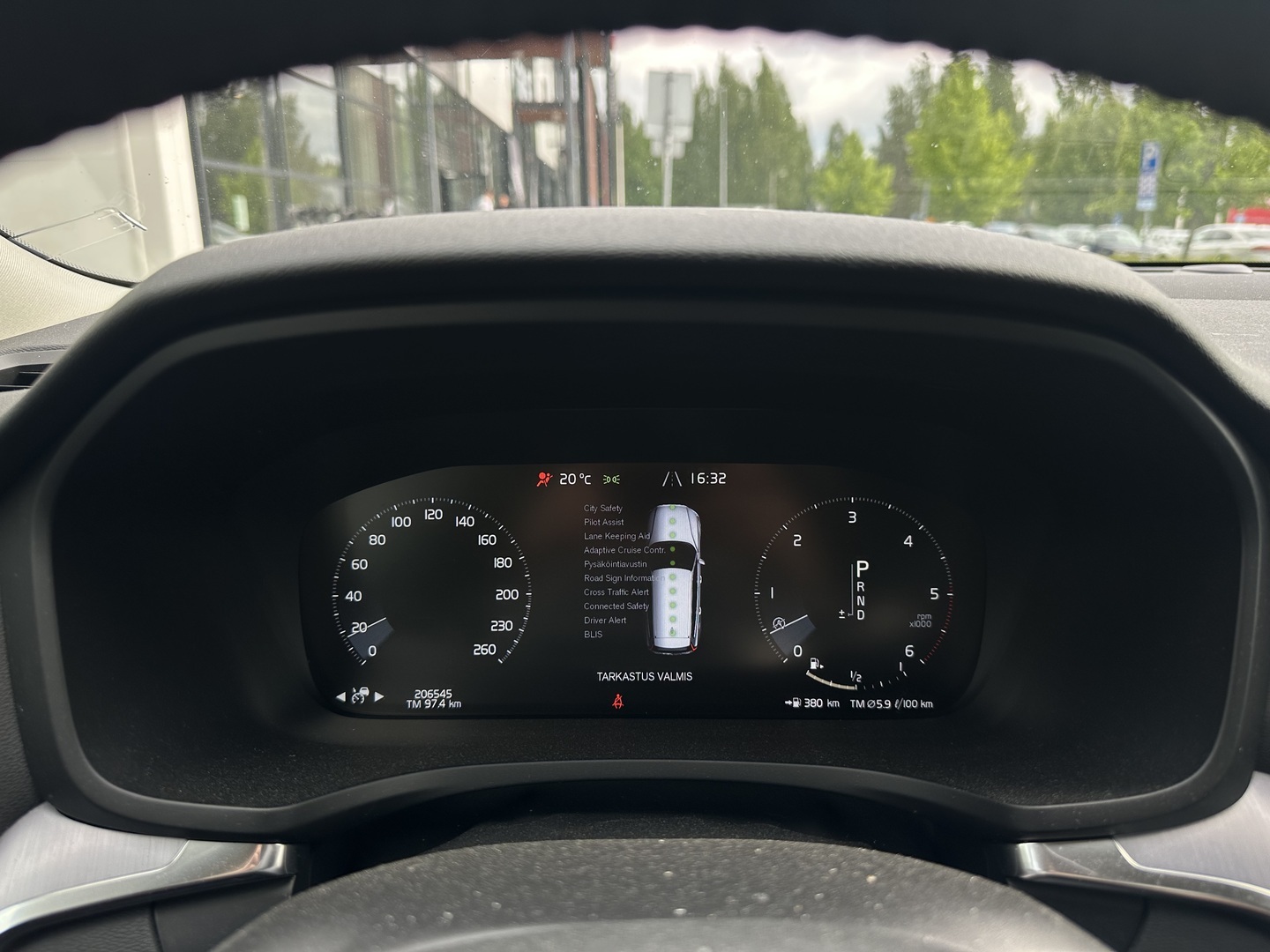VOLVO V60 2020