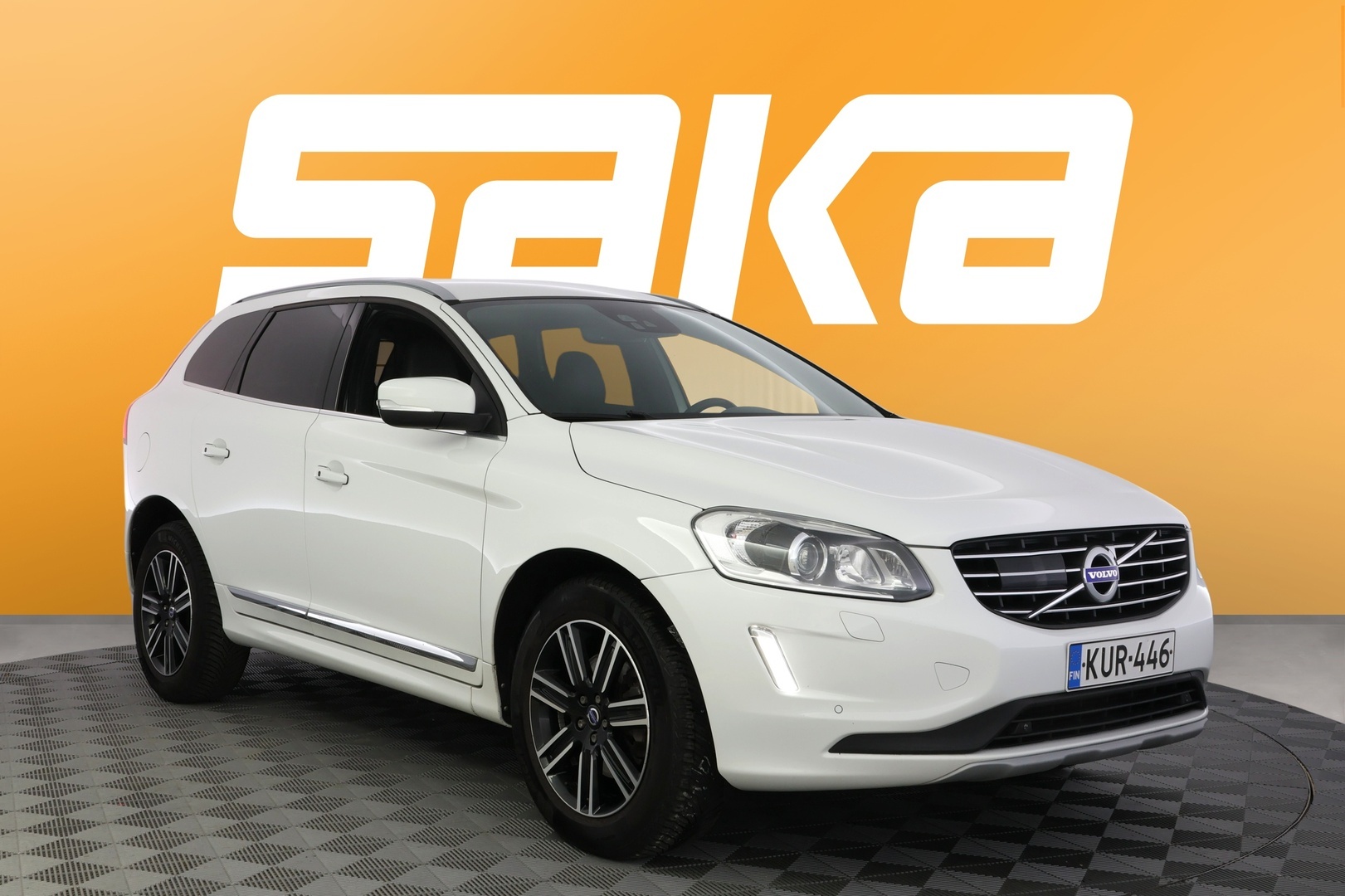 VOLVO XC60 2016