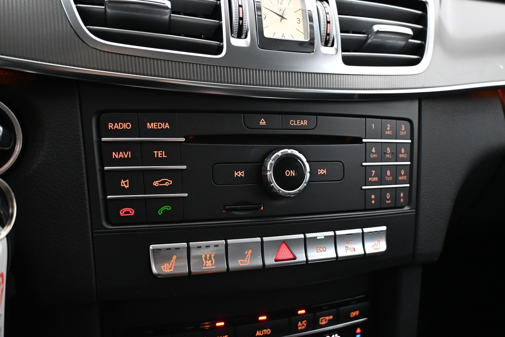 MERCEDES-BENZ E 2016