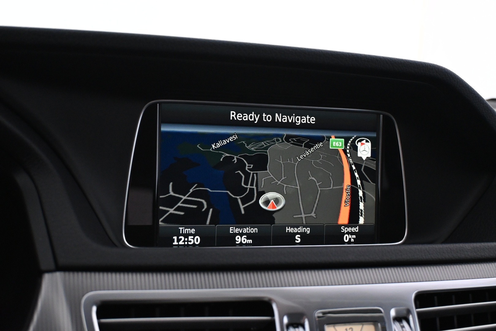 MERCEDES-BENZ E 2016