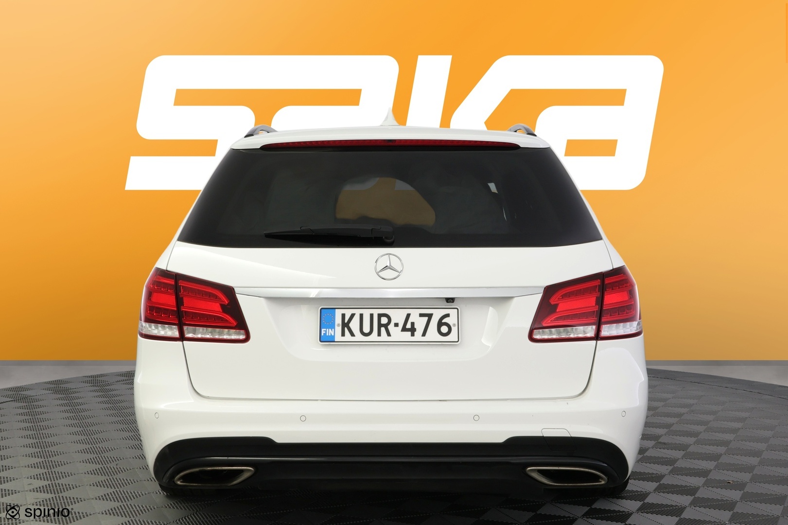 MERCEDES-BENZ E 2016