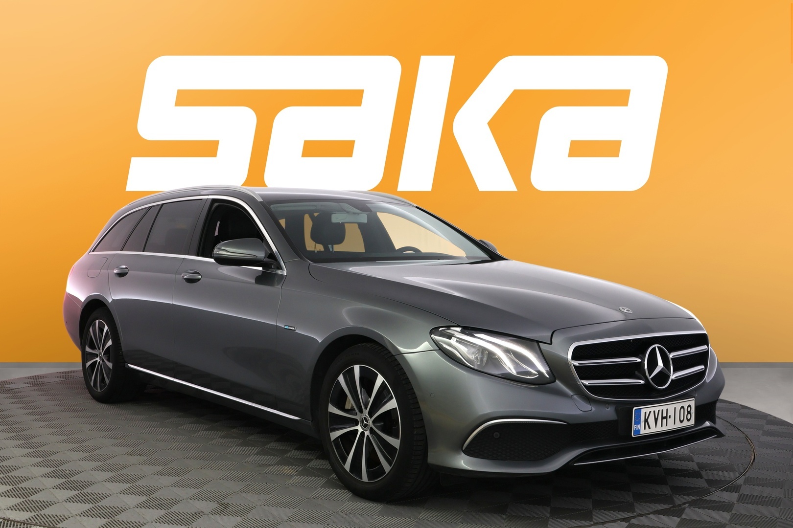 MERCEDES-BENZ E 2020