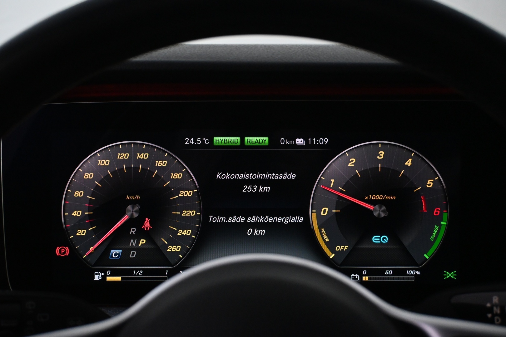 MERCEDES-BENZ E 2020