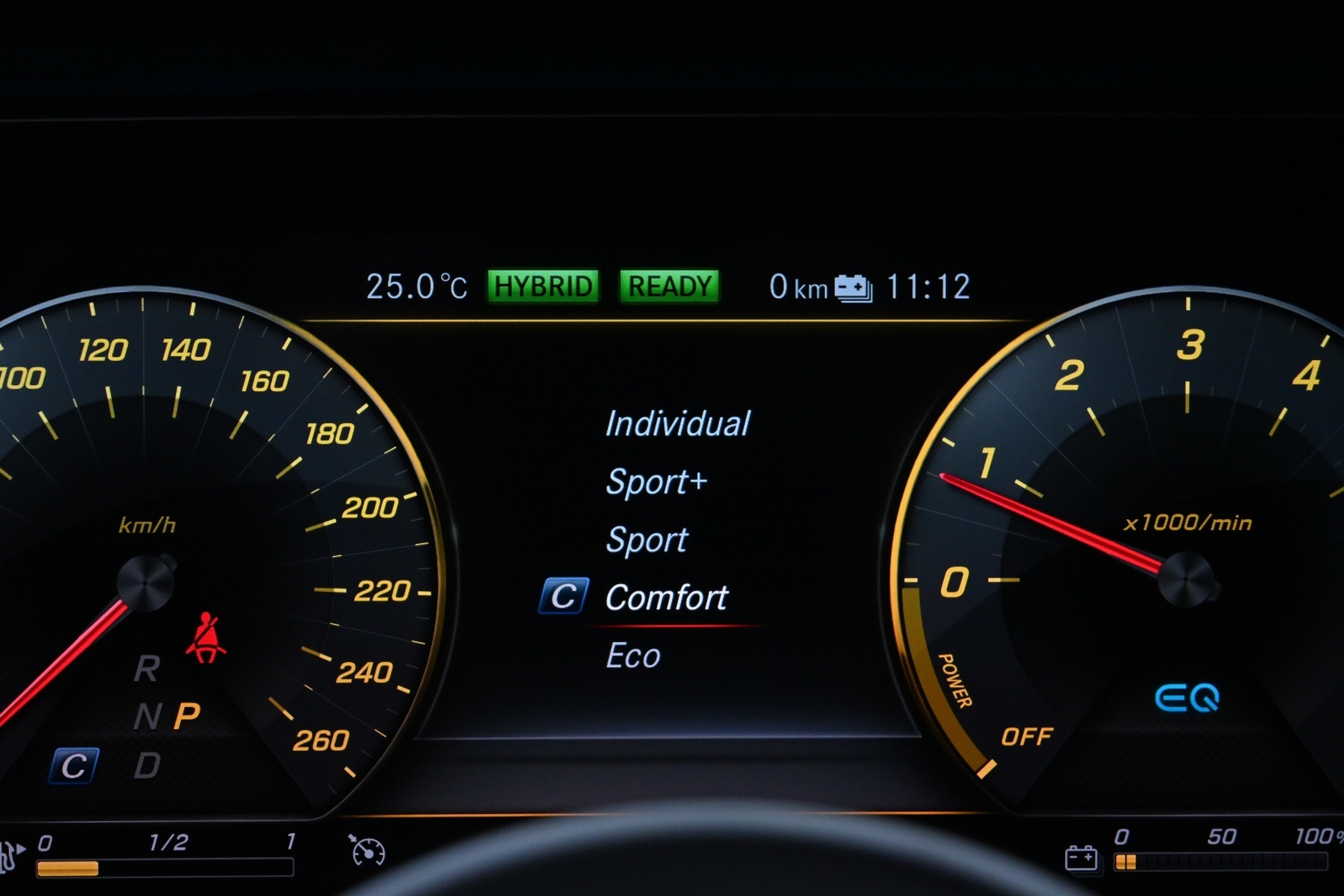 MERCEDES-BENZ E 2020