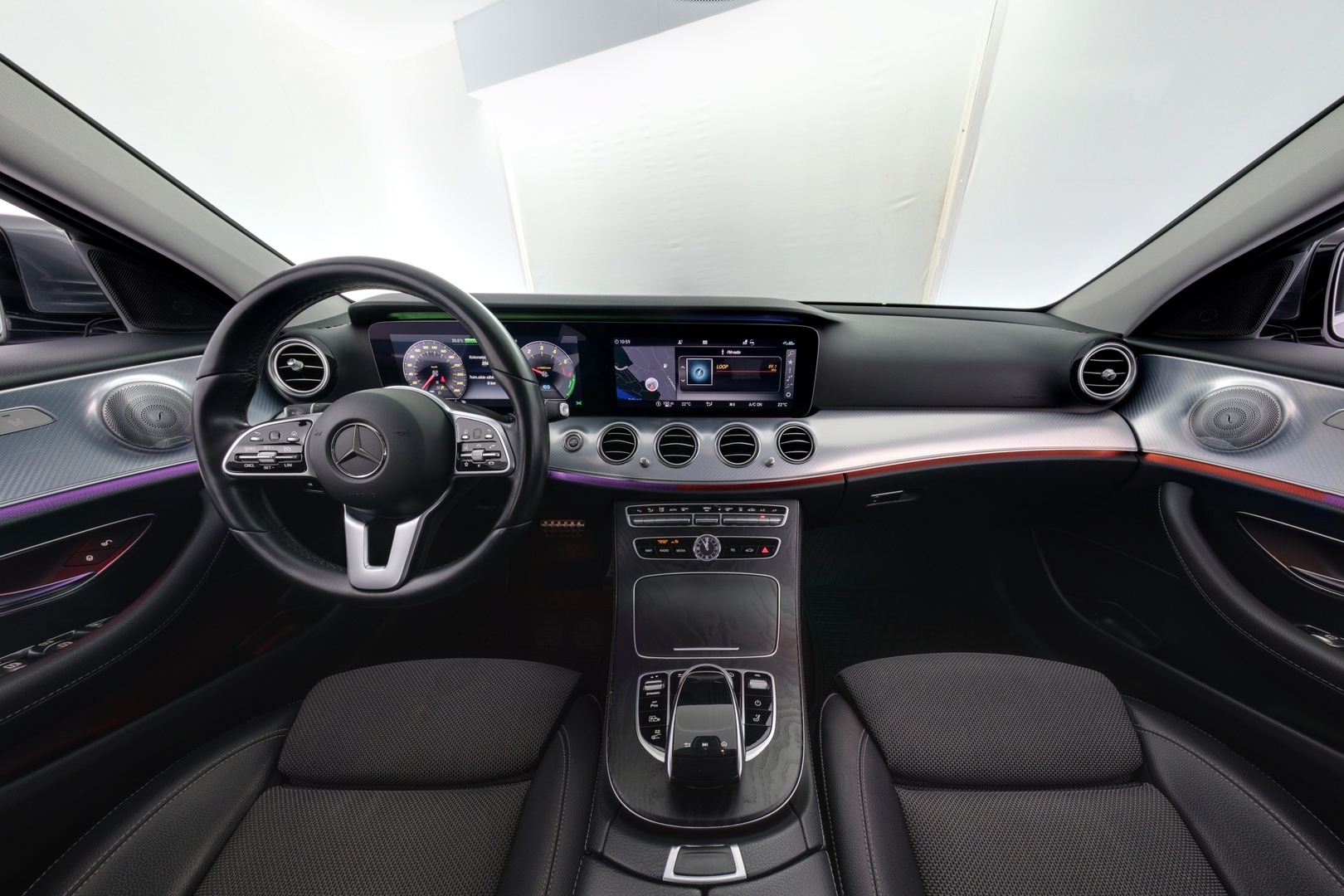 MERCEDES-BENZ E 2020