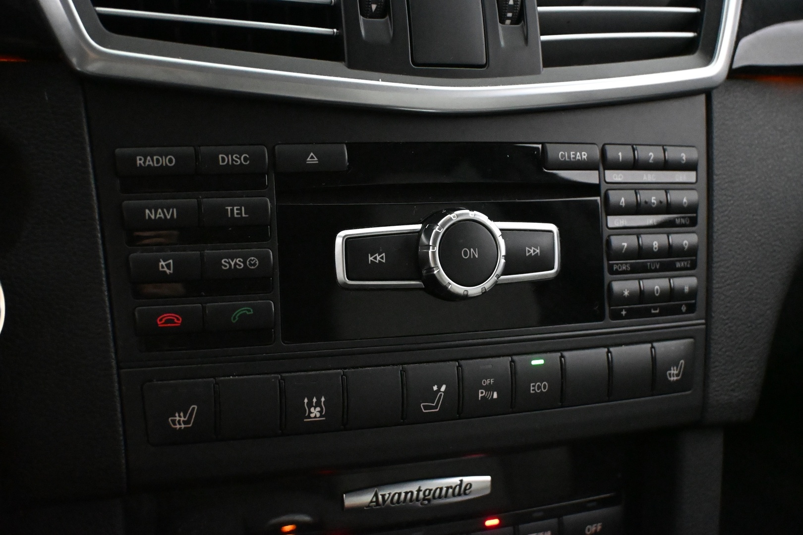 MERCEDES-BENZ E 2013
