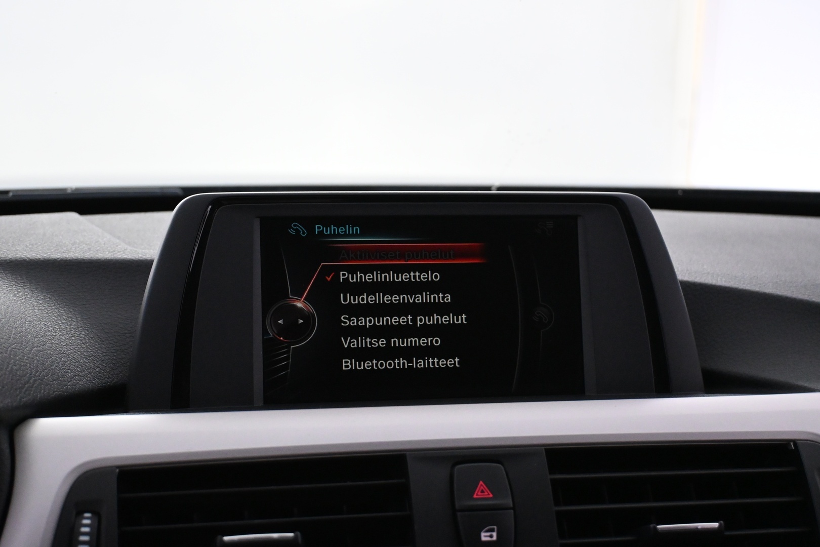 BMW 320 2016