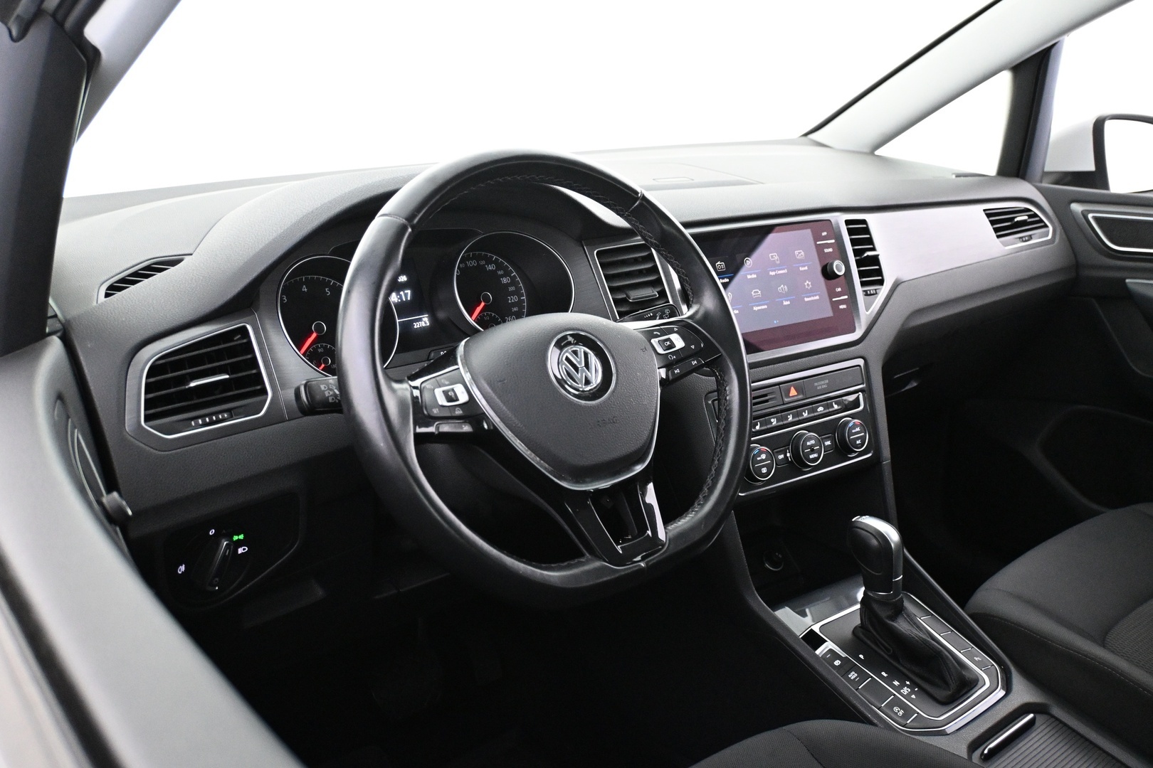 VOLKSWAGEN Golf Sportsvan 2018