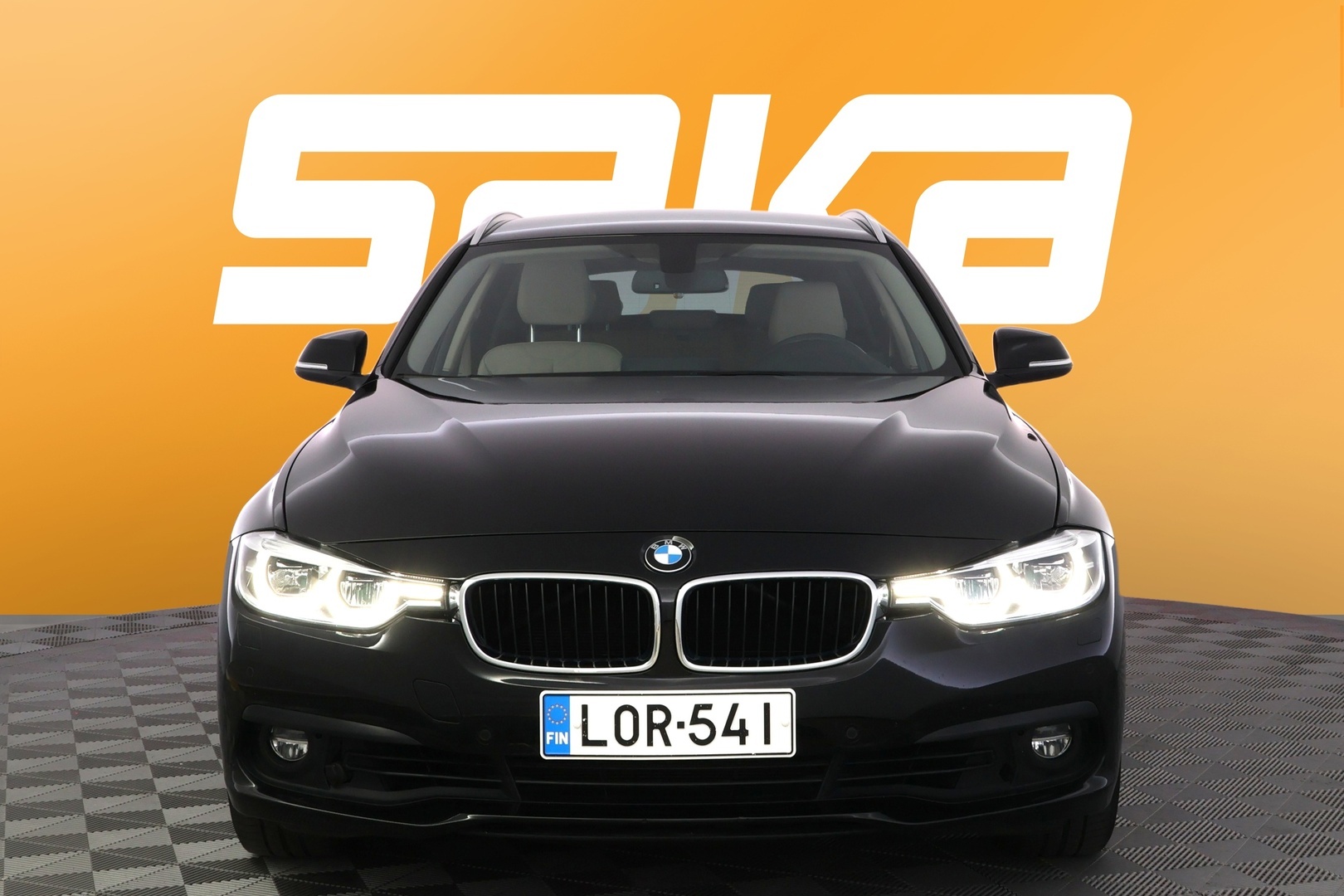 BMW 320 2019
