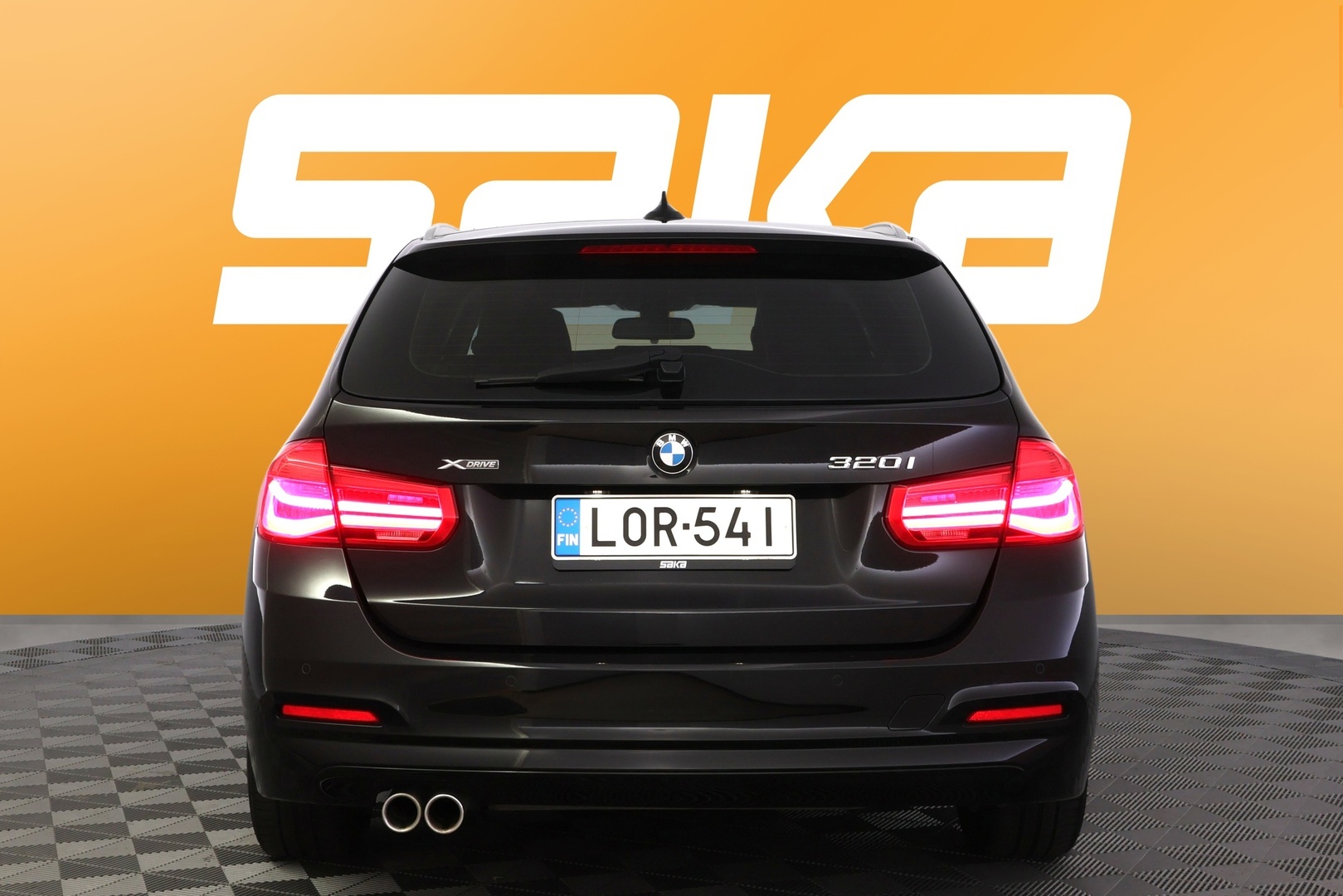 BMW 320 2019