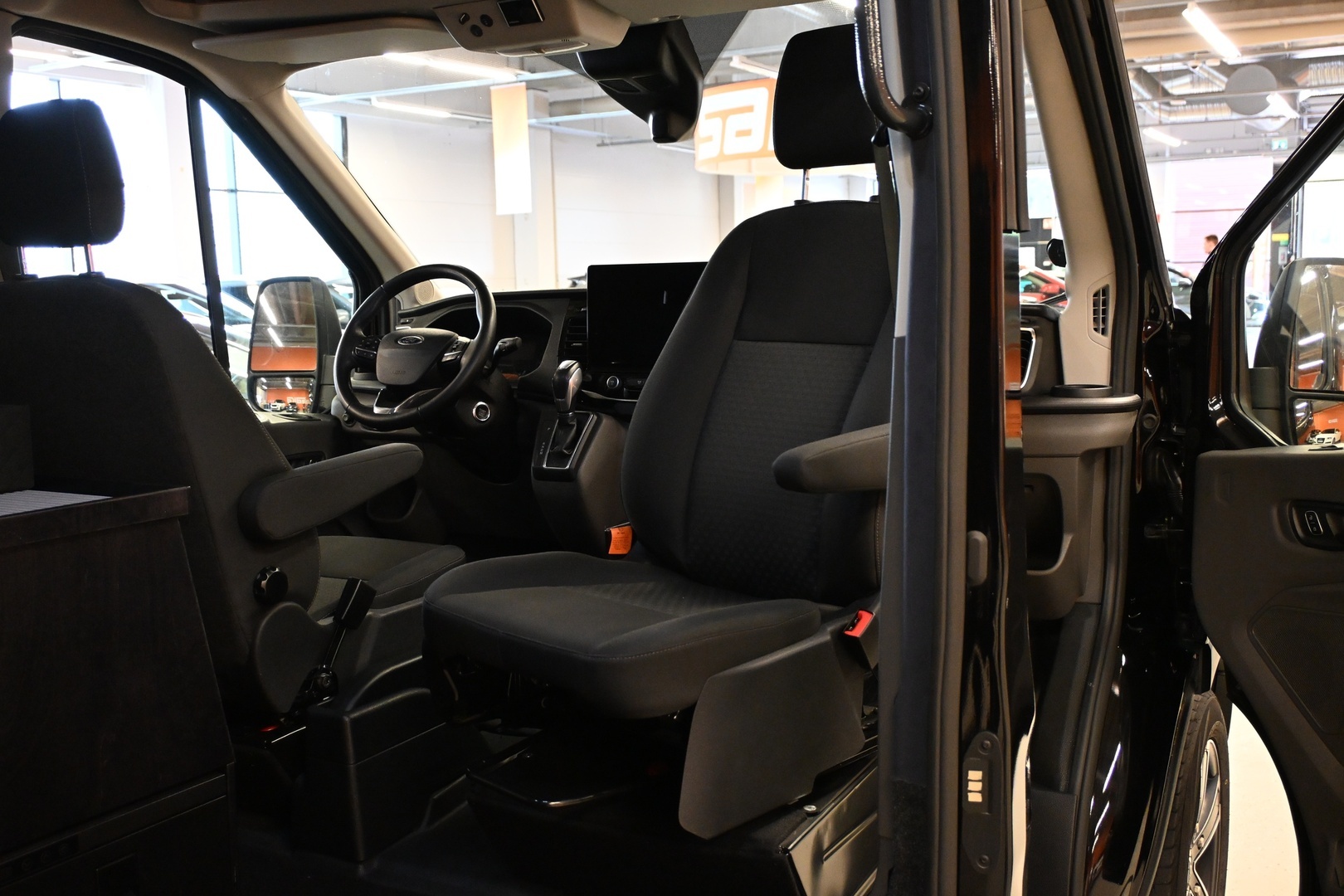 FORD Transit 2024