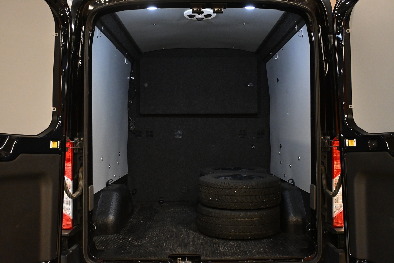 FORD Transit 2024