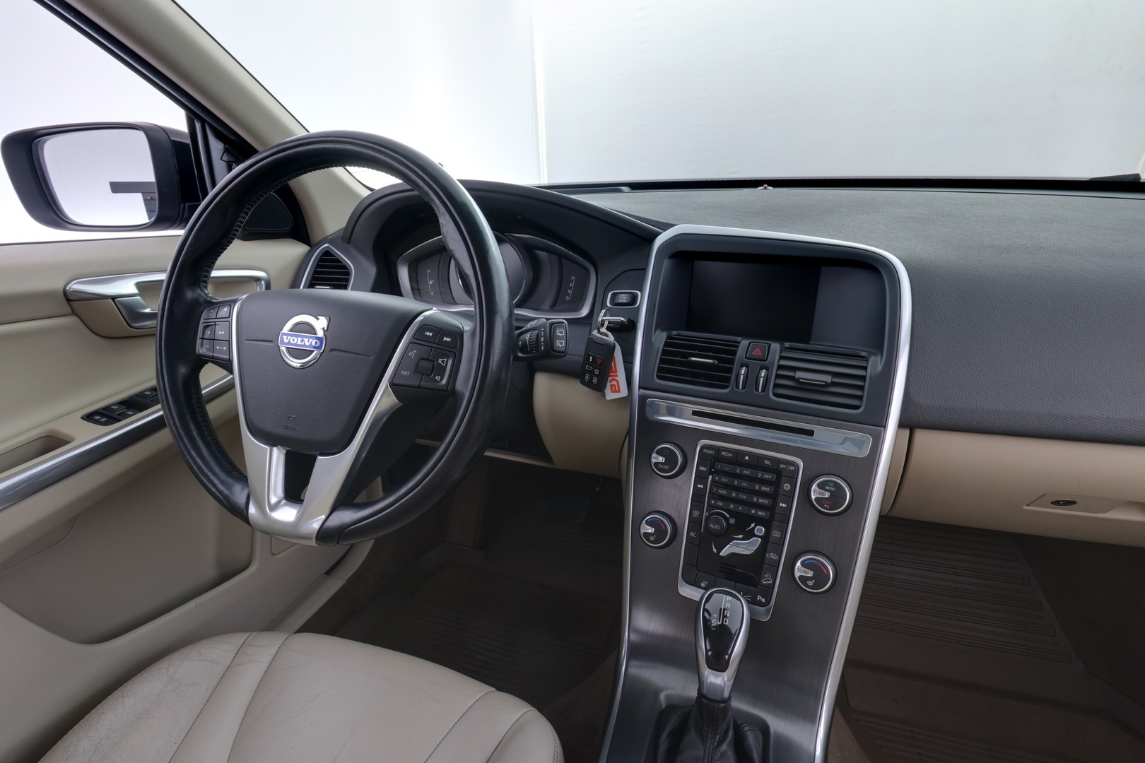 VOLVO XC60 2014