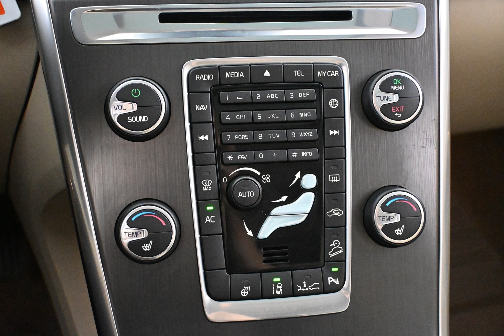 VOLVO XC60 2014